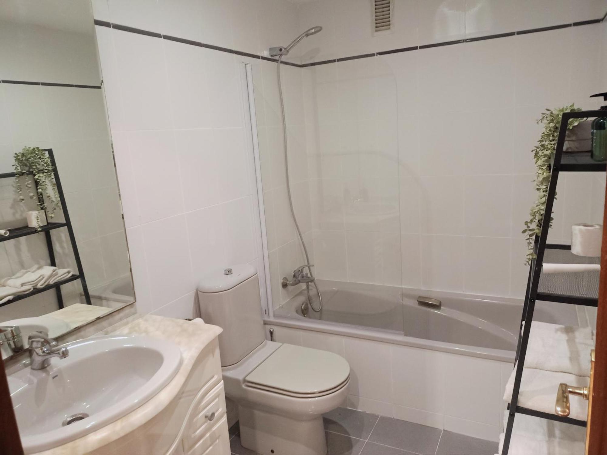 Apartamento Entre Estaciones Διαμέρισμα Οβιέδο Εξωτερικό φωτογραφία